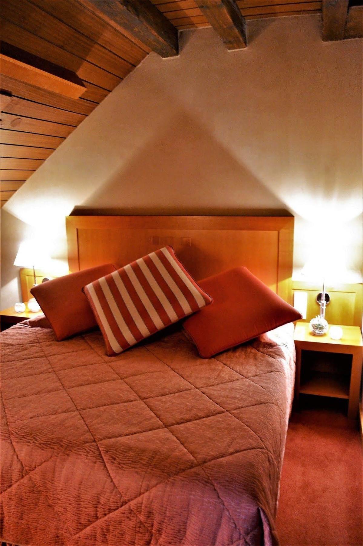 Hotel Aux Chants Des Oiseaux Ottrott Esterno foto